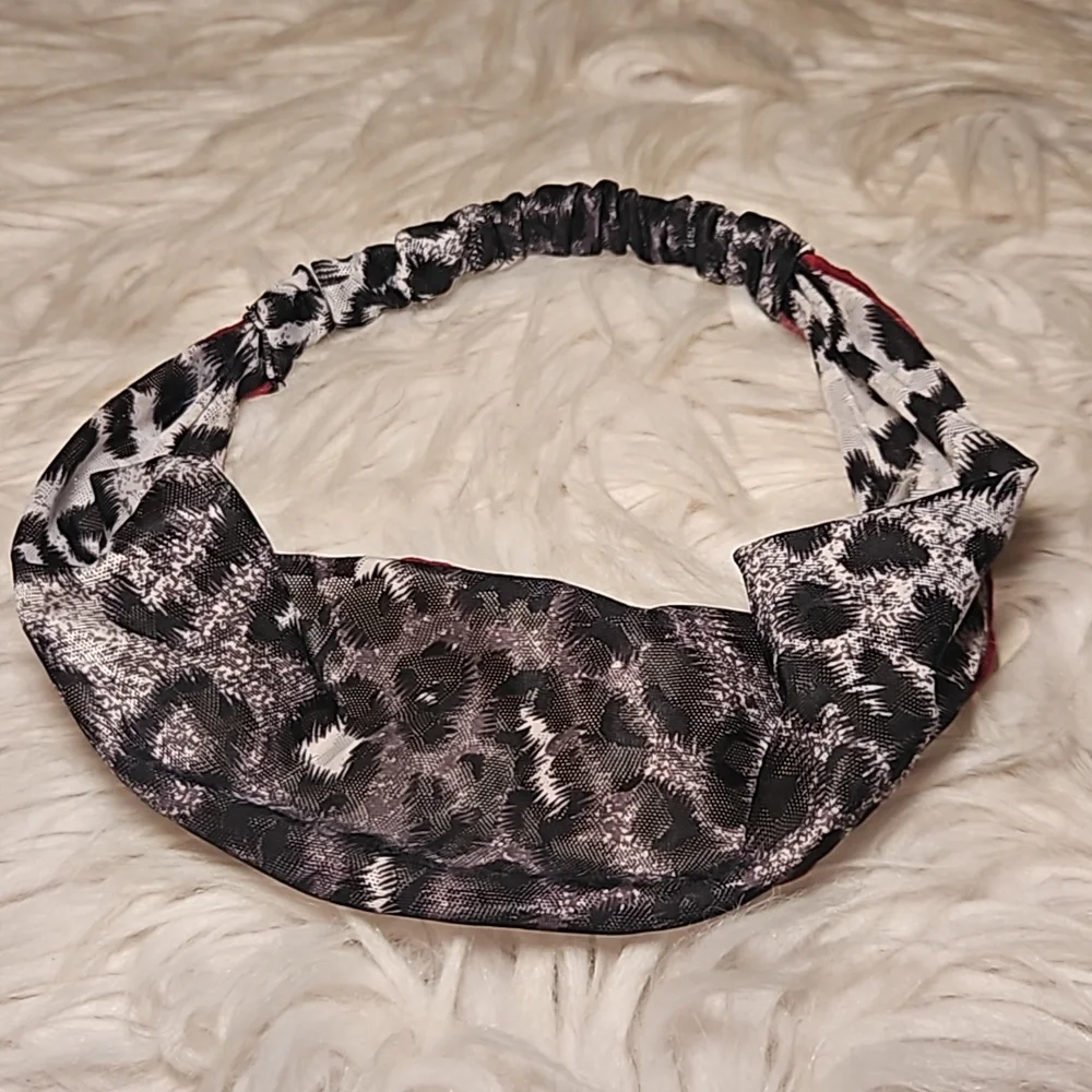 Sheer Leopard Print Headband with Red Outline